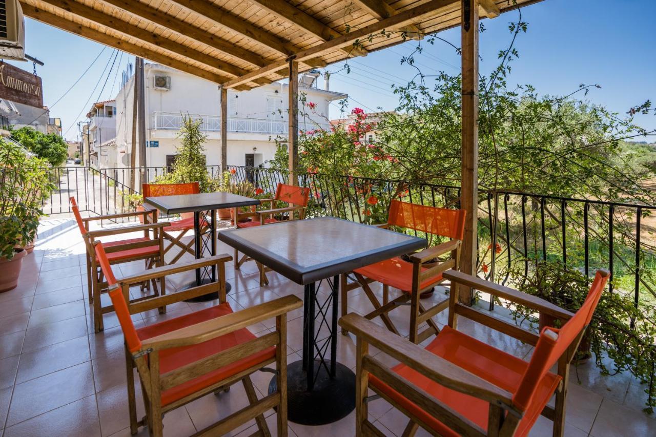 Ammousa Hotel Apartments Lixouri Ngoại thất bức ảnh