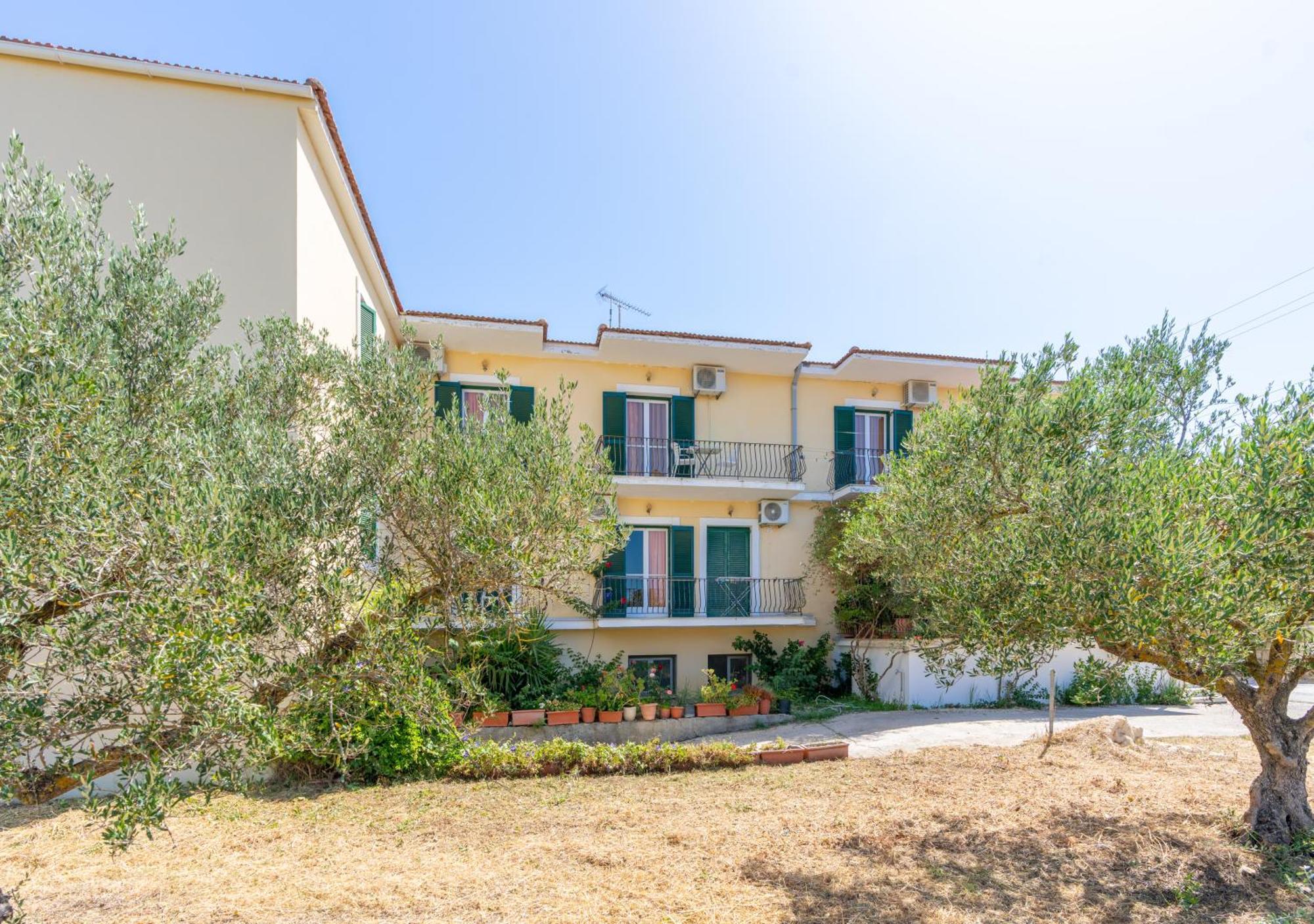 Ammousa Hotel Apartments Lixouri Ngoại thất bức ảnh