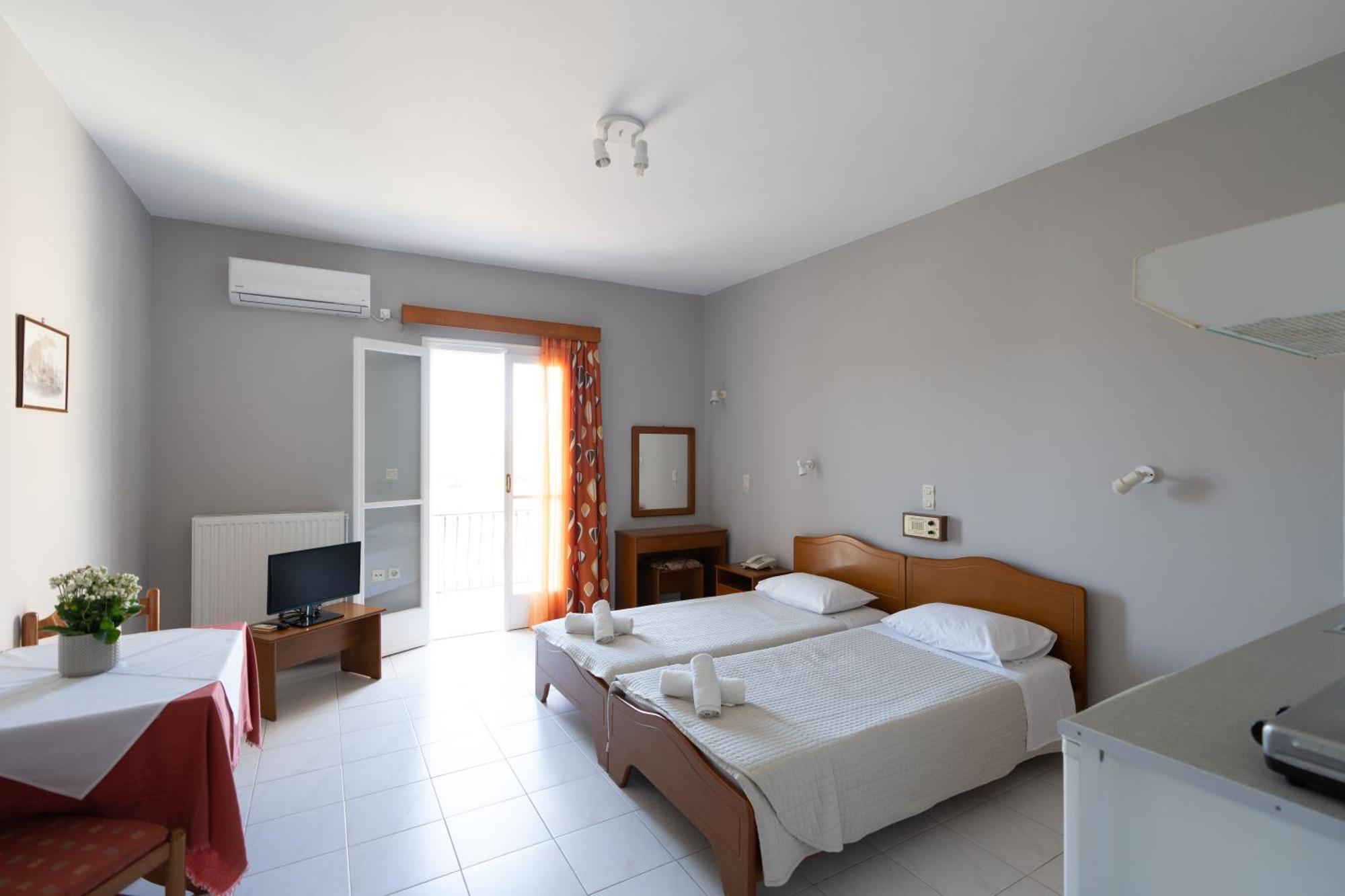 Ammousa Hotel Apartments Lixouri Ngoại thất bức ảnh